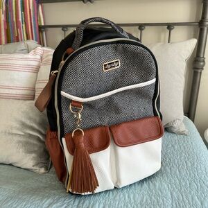 Itsy Ritzy Large Diaper Bag